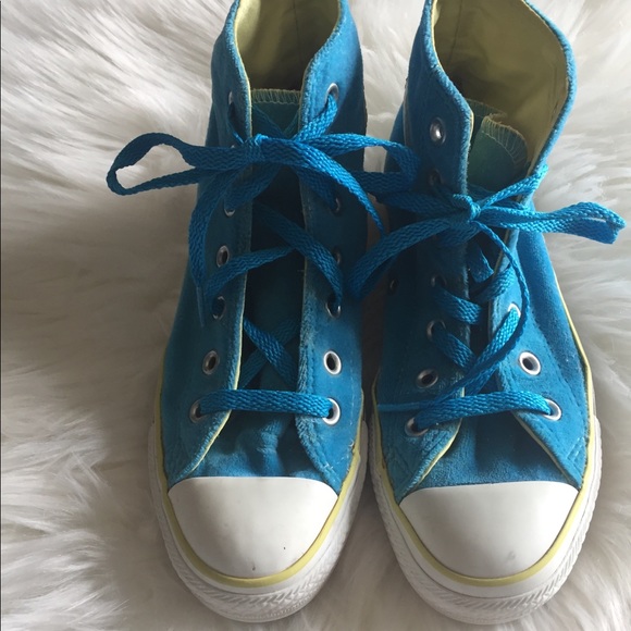Converse Shoes - Converse high tops sneakers , velvet color combo.